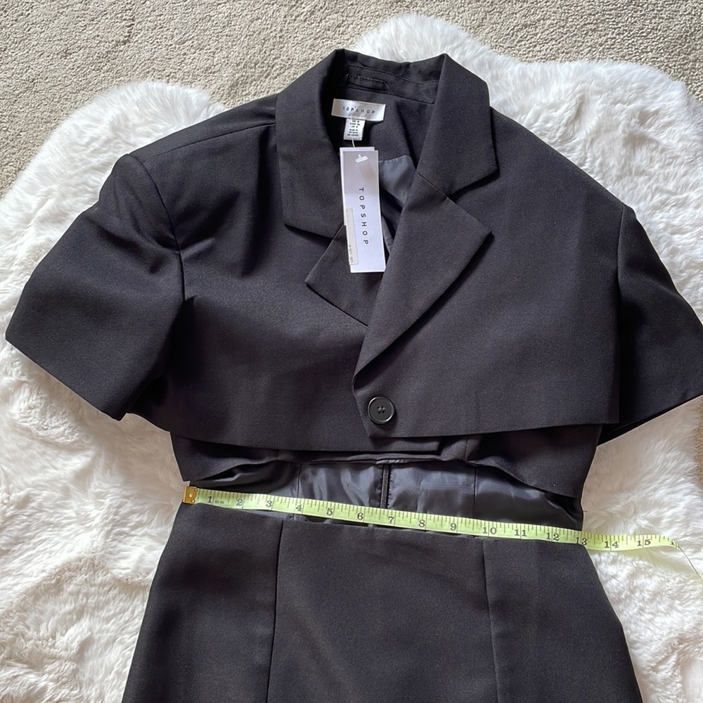 Topshop two-in-one Cutout Detail blazer mini dress in black - Picture 6 of 16